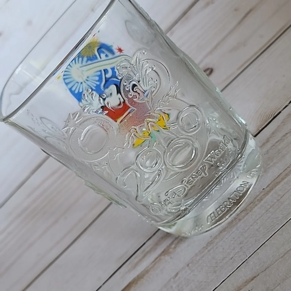 2000 McDonald's Walt‎ Disney world Epcot glass